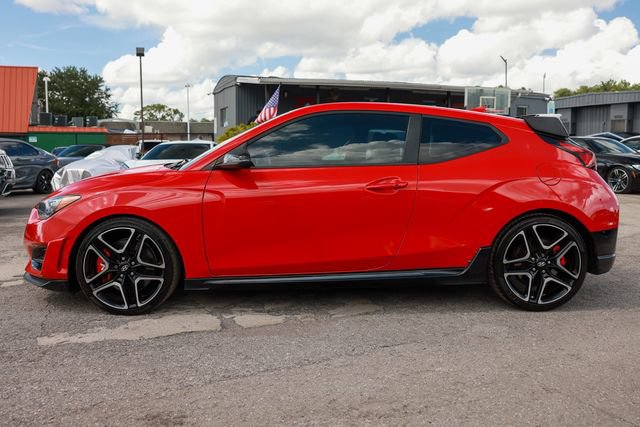 Used 2020 Hyundai Veloster N w/ Performance Package FWD image 4