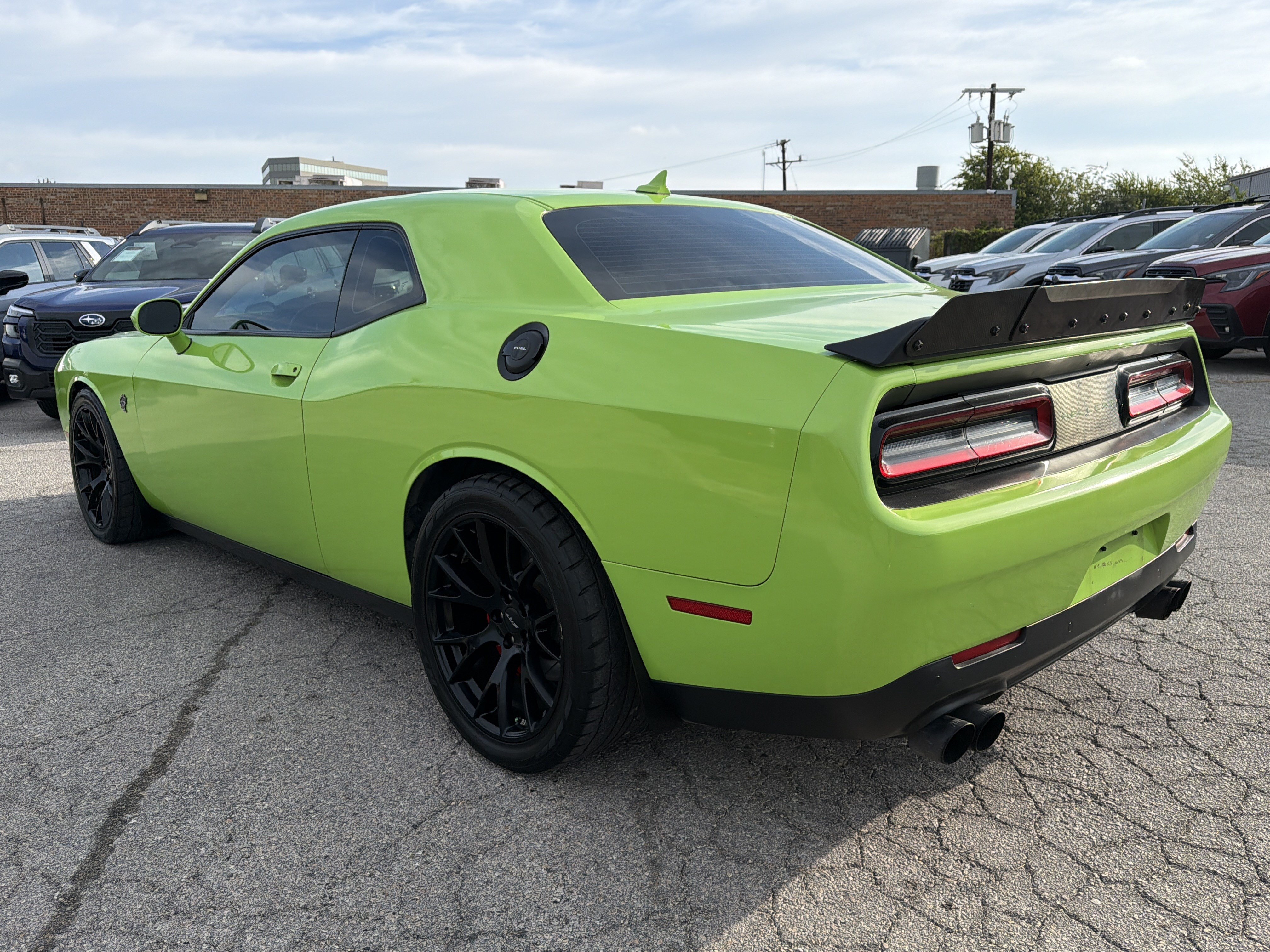 Used 2015 Dodge Challenger SRT Hellcat RWD image 5