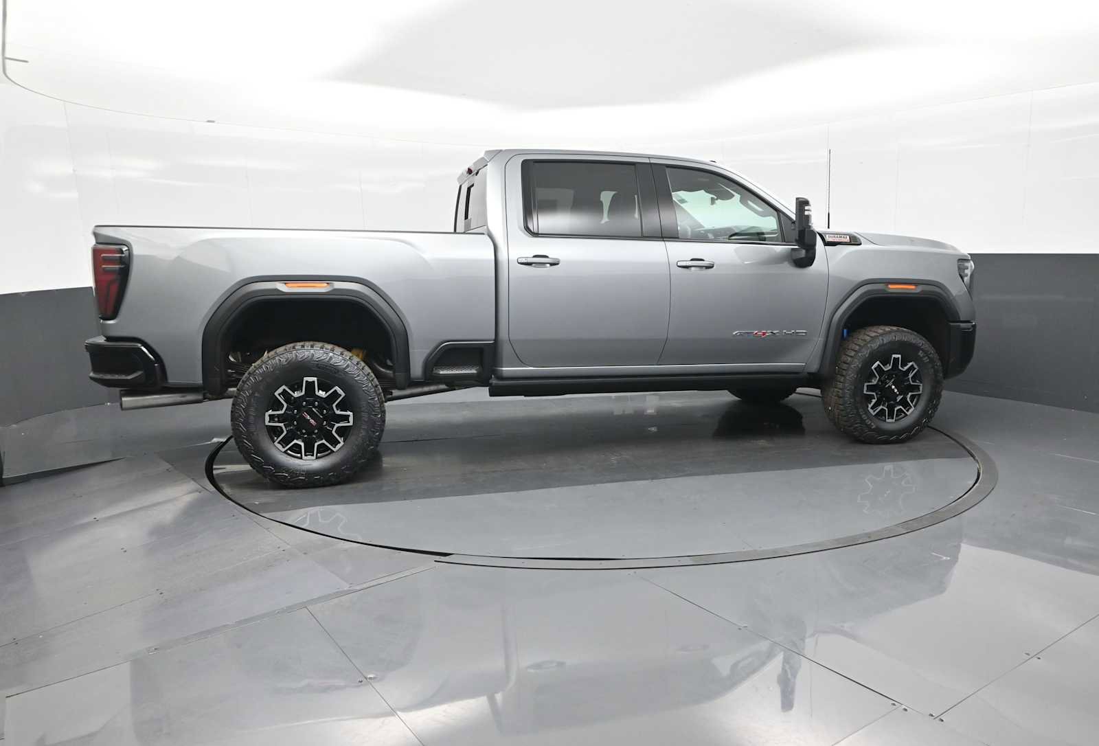 New 2026 GMC Sierra 2500 AT4X image 8