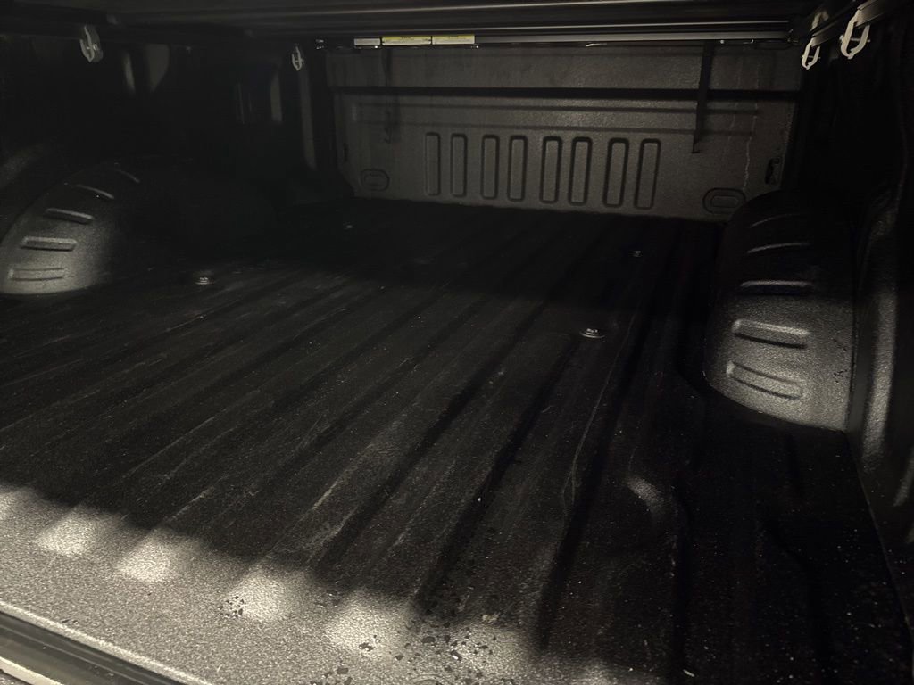 Used 2022 Ford F250 Platinum w/ Tremor Off-Road Package image 11