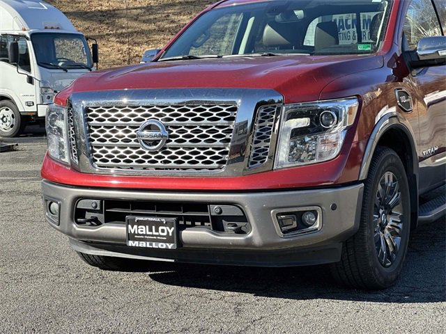 Used 2017 Nissan Titan Platinum Reserve image 6