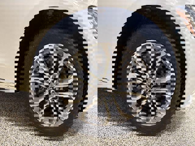 Used 2018 Mercedes-Benz C 300 4MATIC Sedan image 31