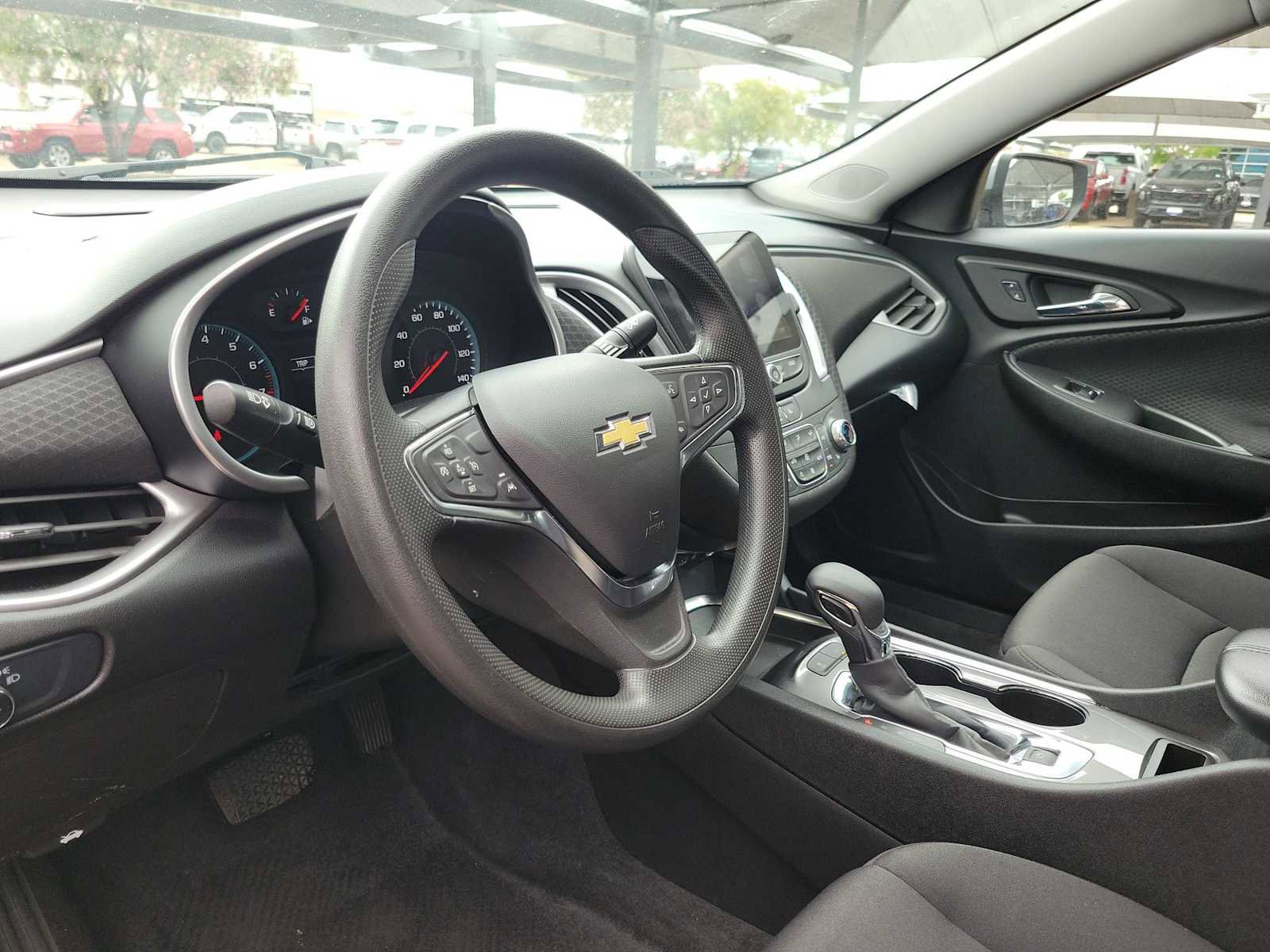 Used 2024 Chevrolet Malibu LT FWD image 10