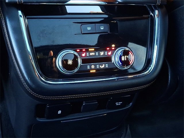 Used 2019 Lincoln Navigator Reserve image 14