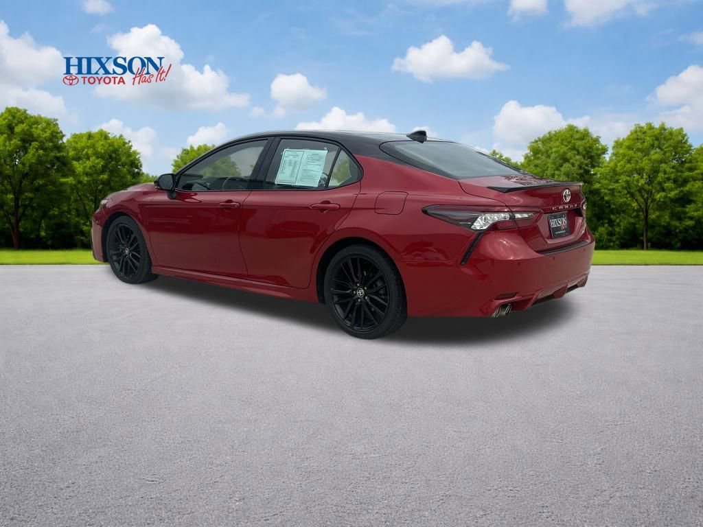 Used 2021 Toyota Camry XSE image 5
