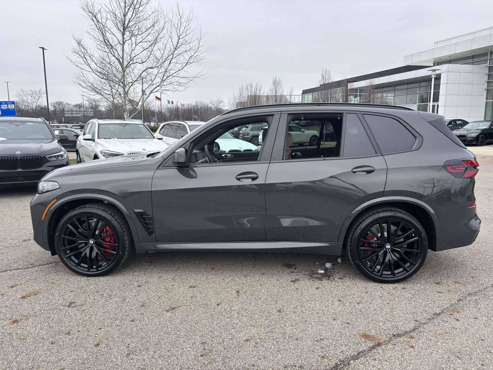 New 2026 BMW X5 M60i AWD/4WD image 8