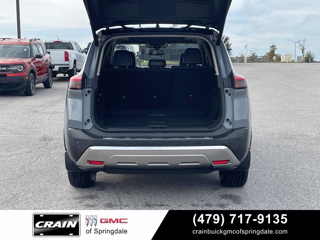 Used 2021 Nissan Rogue Platinum FWD image 7