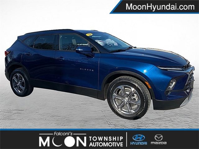 Used 2023 Chevrolet Blazer LT AWD/4WD image 1