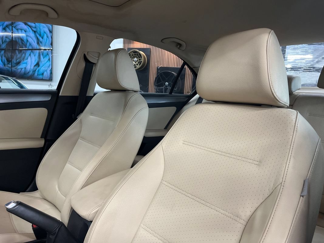Used 2014 Volkswagen Jetta TDI FWD image 33