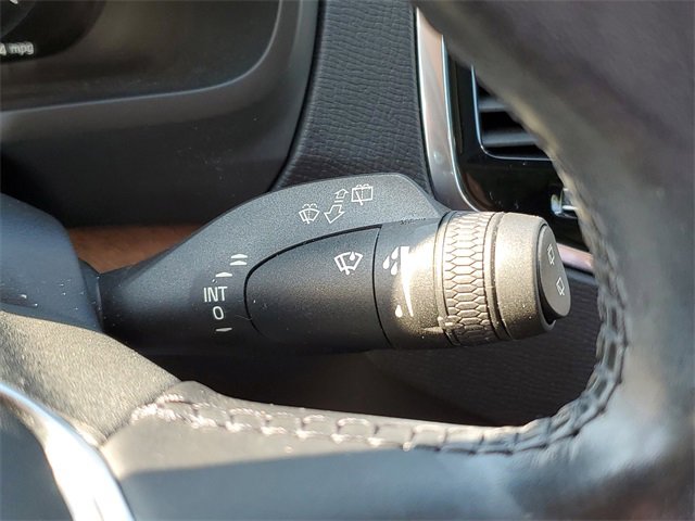 Used 2021 Volvo XC90 T6 Momentum w/ Advanced Package image 13