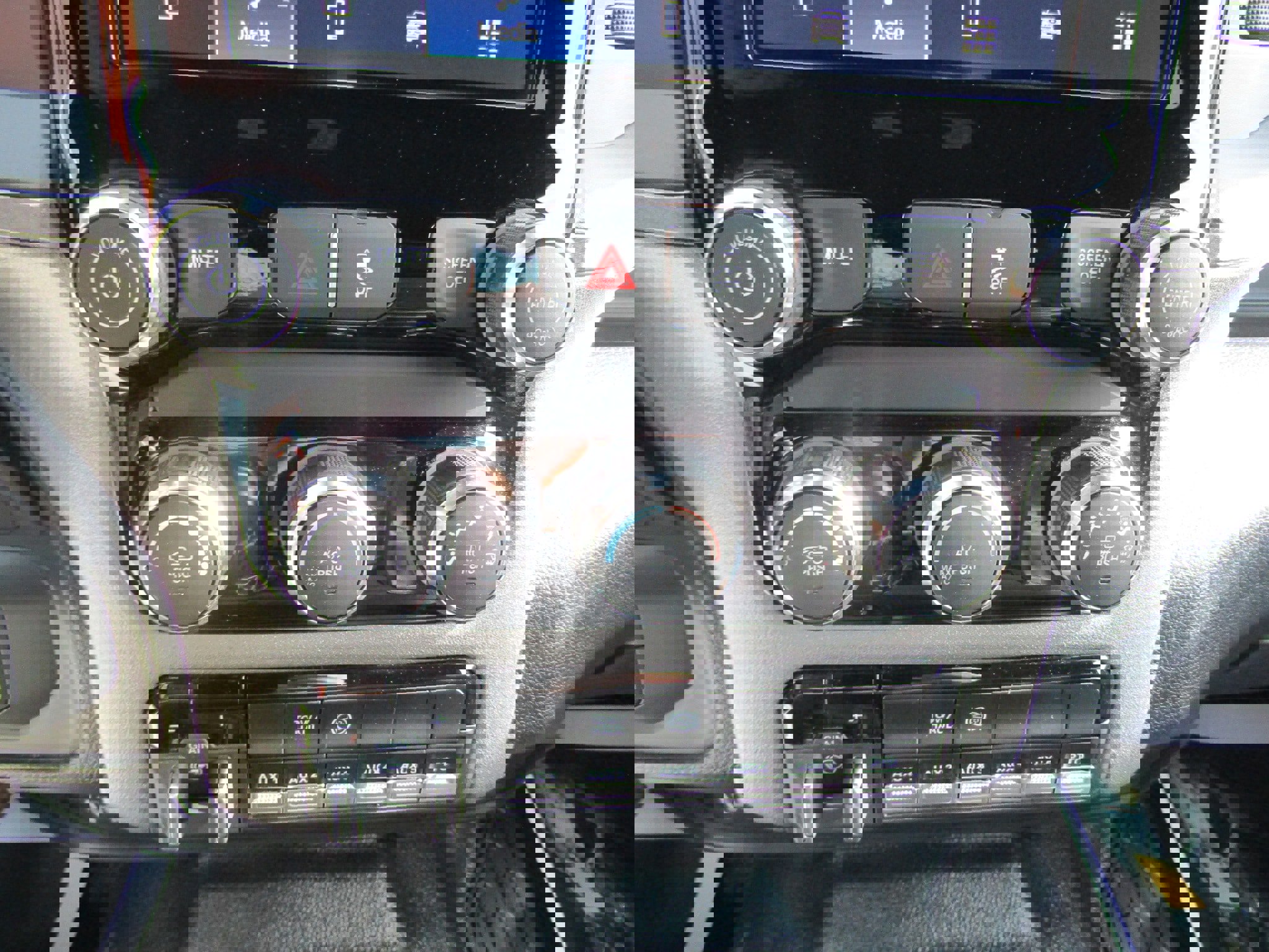 Used 2025 RAM 3500 Tradesman w/ Chrome Appearance Group image 25