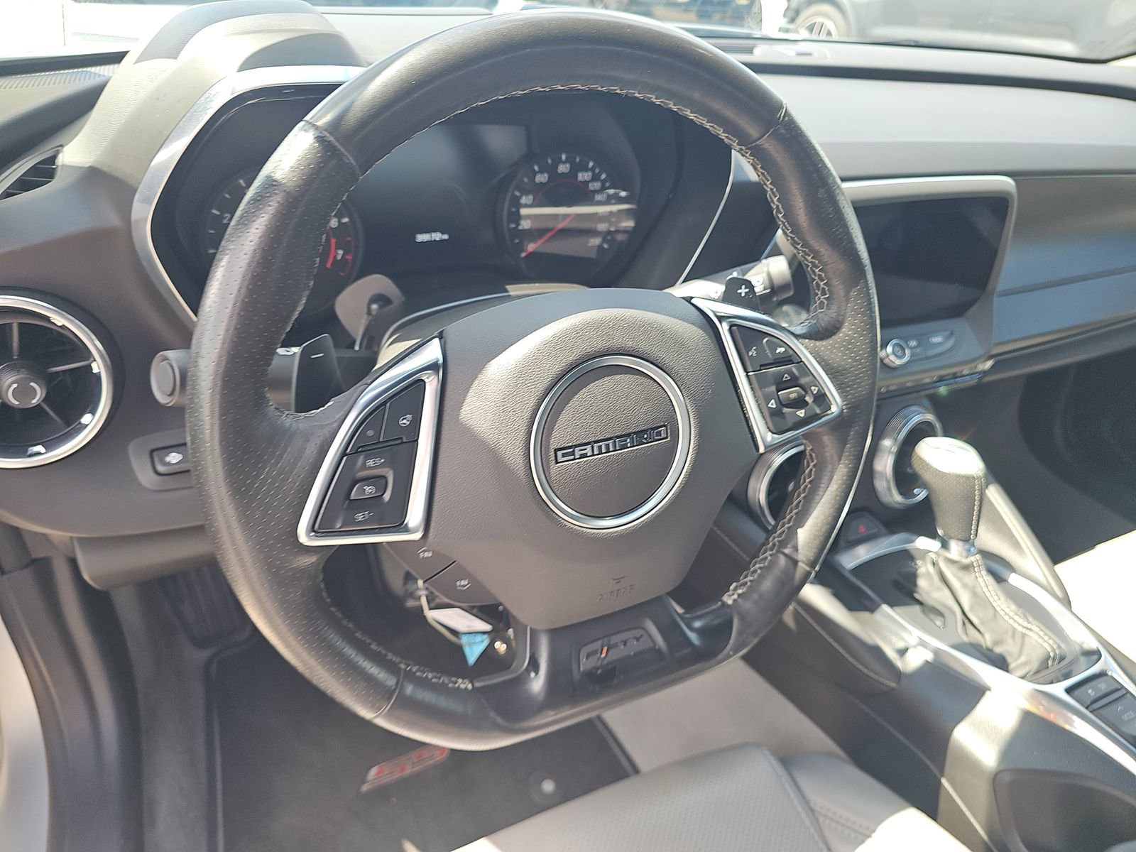 Used 2017 Chevrolet Camaro SS RWD image 17