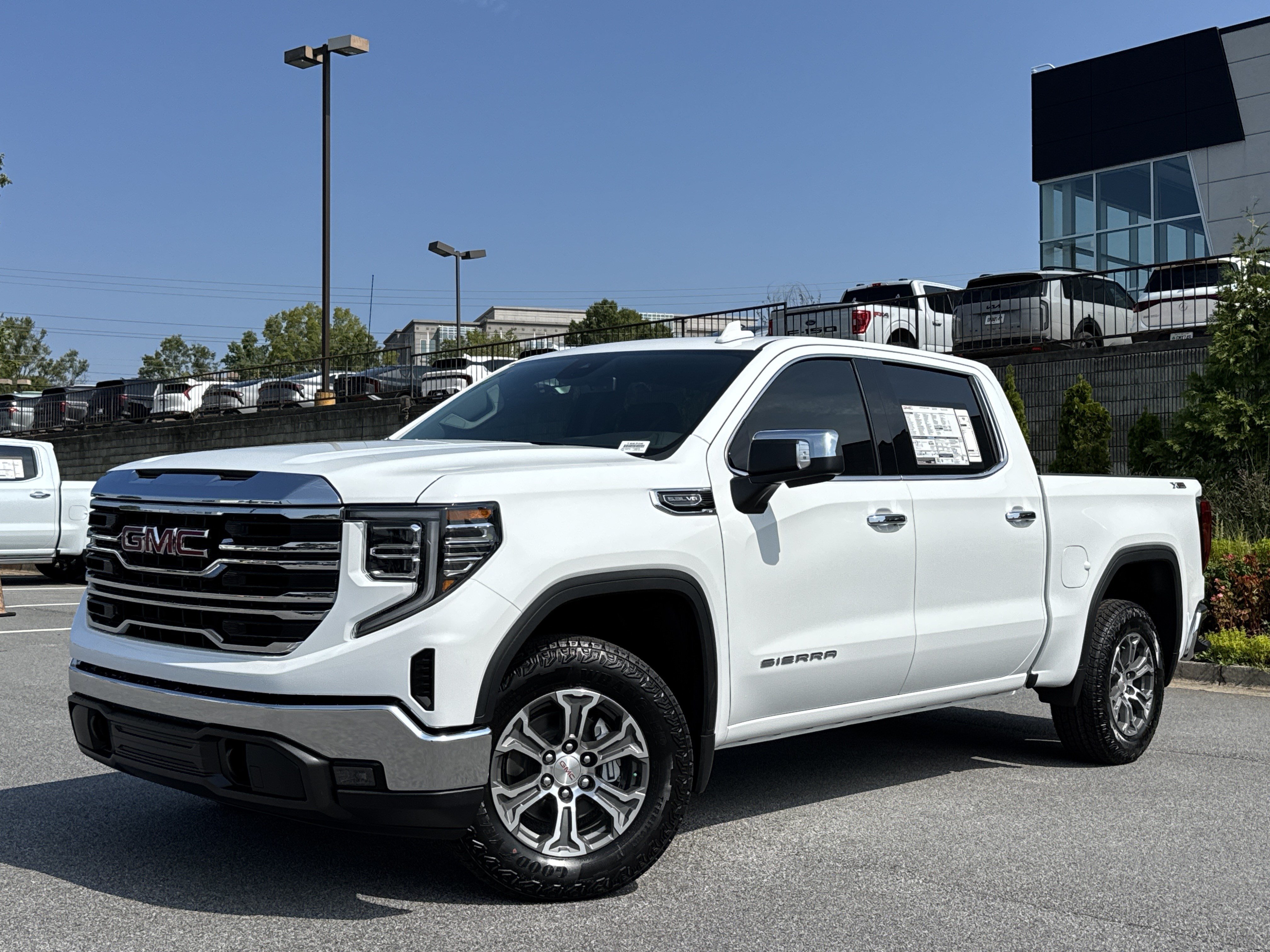 New 2026 GMC Sierra 1500 SLT w/ X31 Off-Road Package AWD/4WD image 5