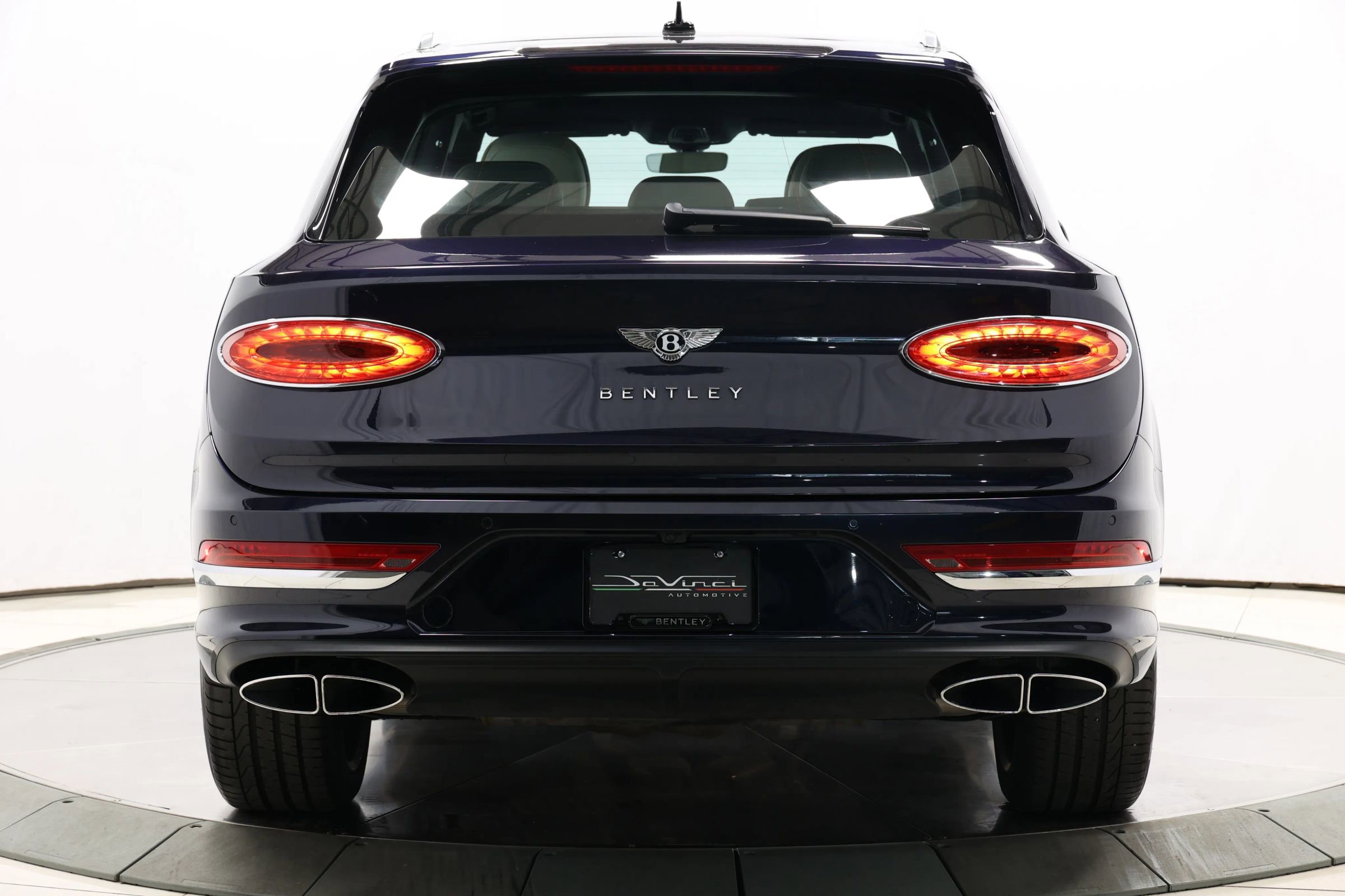 Used 2022 Bentley Bentayga image 83