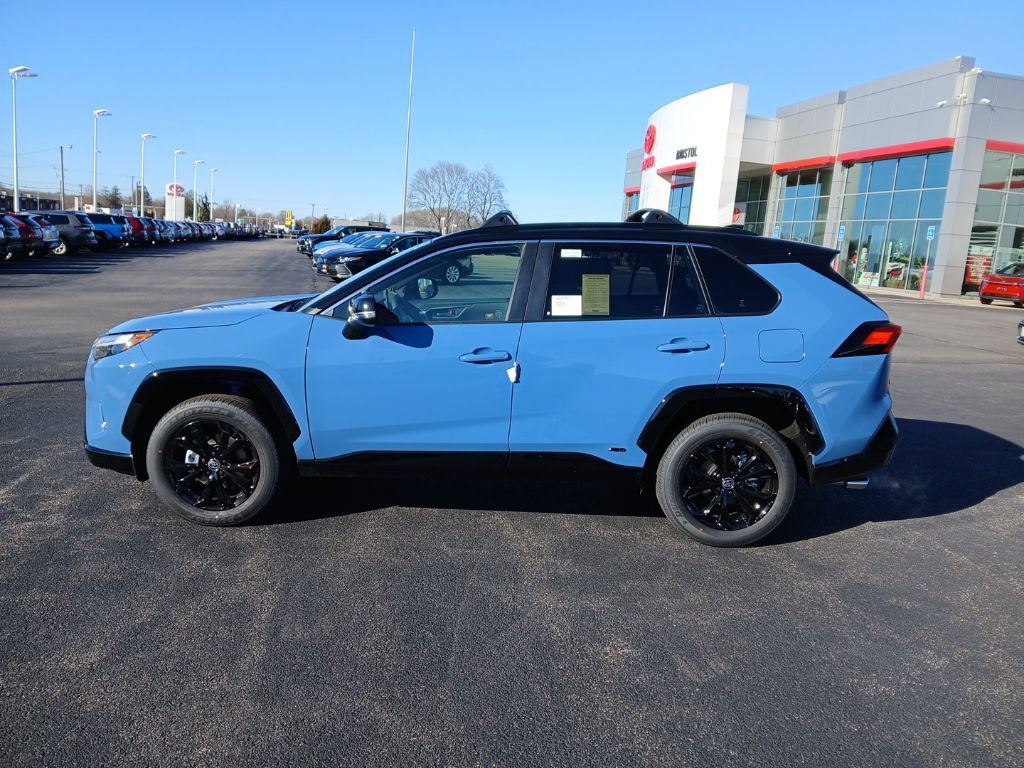 New 2025 Toyota RAV4 XSE image 4