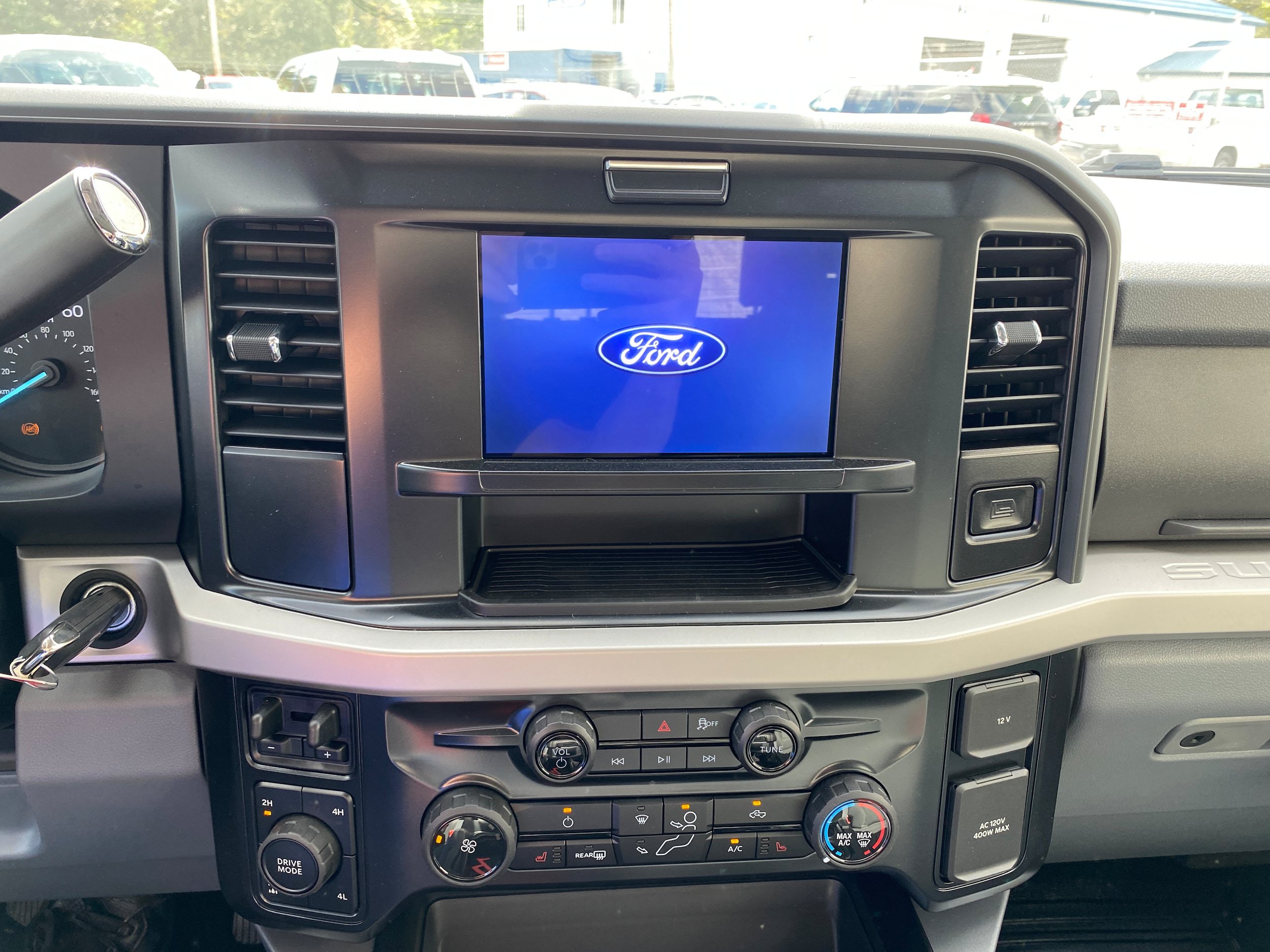 New 2026 Ford F350 XLT w/ XLT Value Package AWD/4WD image 22