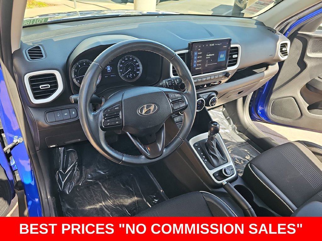 Used 2022 Hyundai Venue Limited FWD image 15