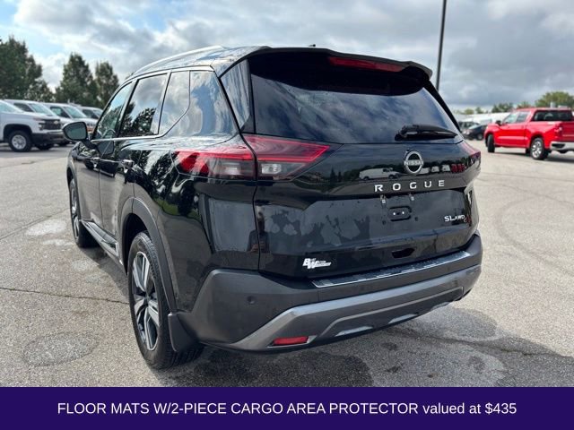 Used 2023 Nissan Rogue SL w/ SL Premium Package image 4