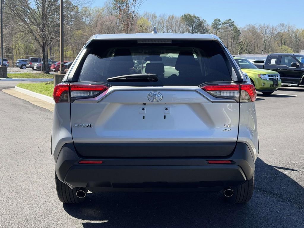 Used 2024 Toyota RAV4 LE image 20