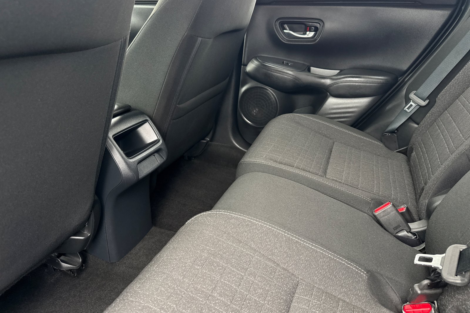 Certified 2025 Honda HR-V LX image 12