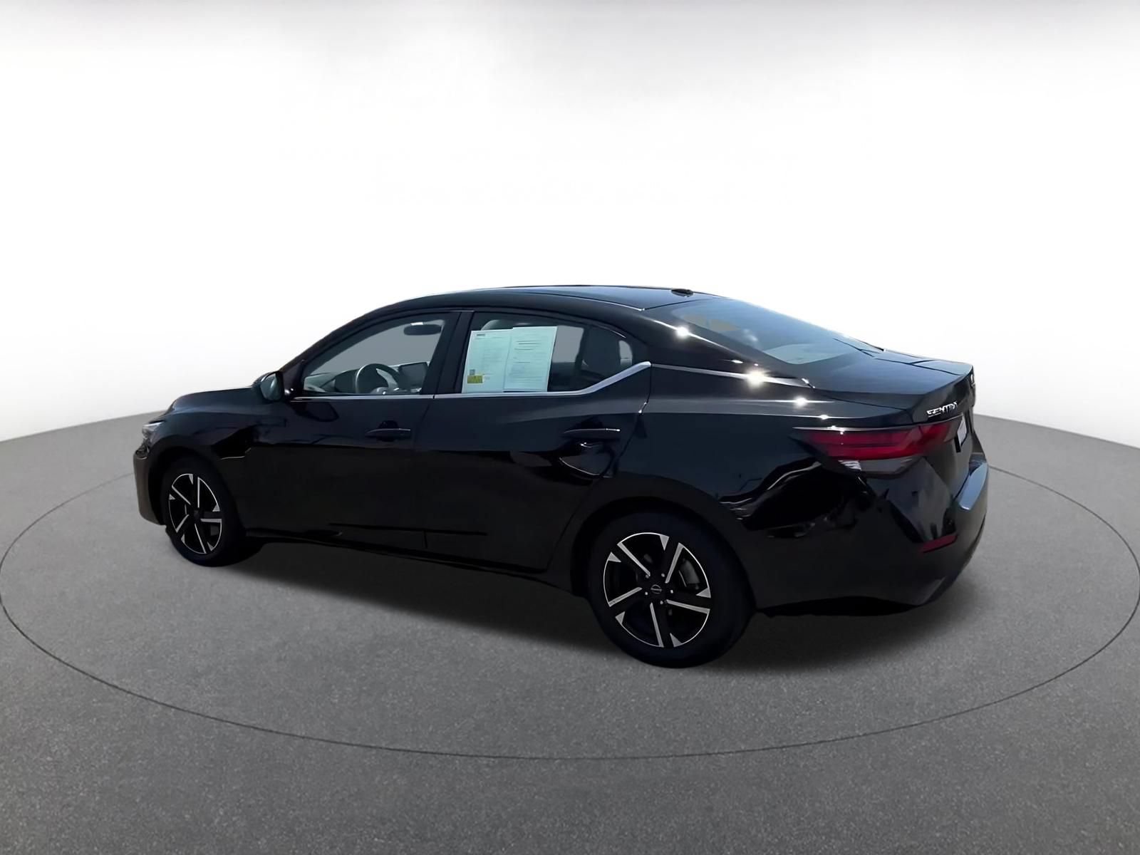 Used 2025 Nissan Sentra SV FWD image 8