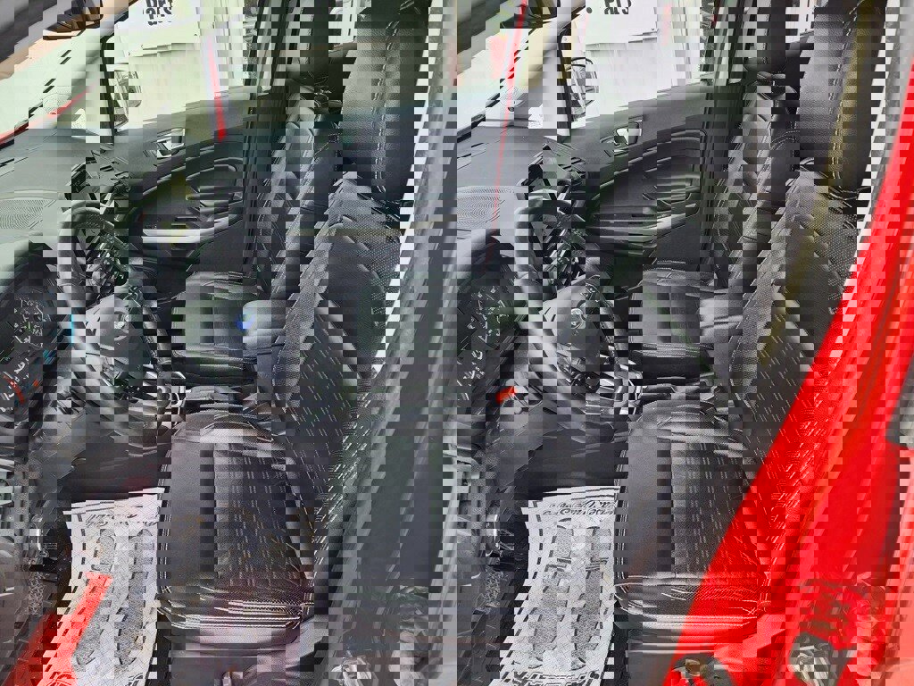 Used 2019 Ford EcoSport Titanium image 10