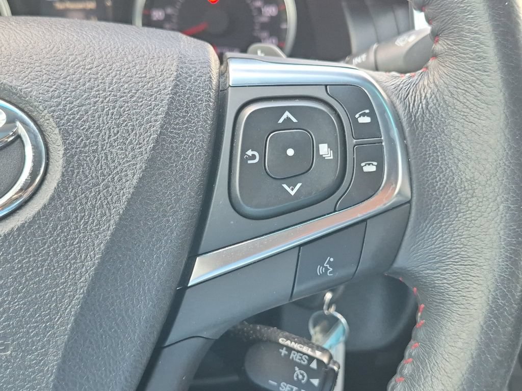 Used 2017 Toyota Camry SE FWD image 23