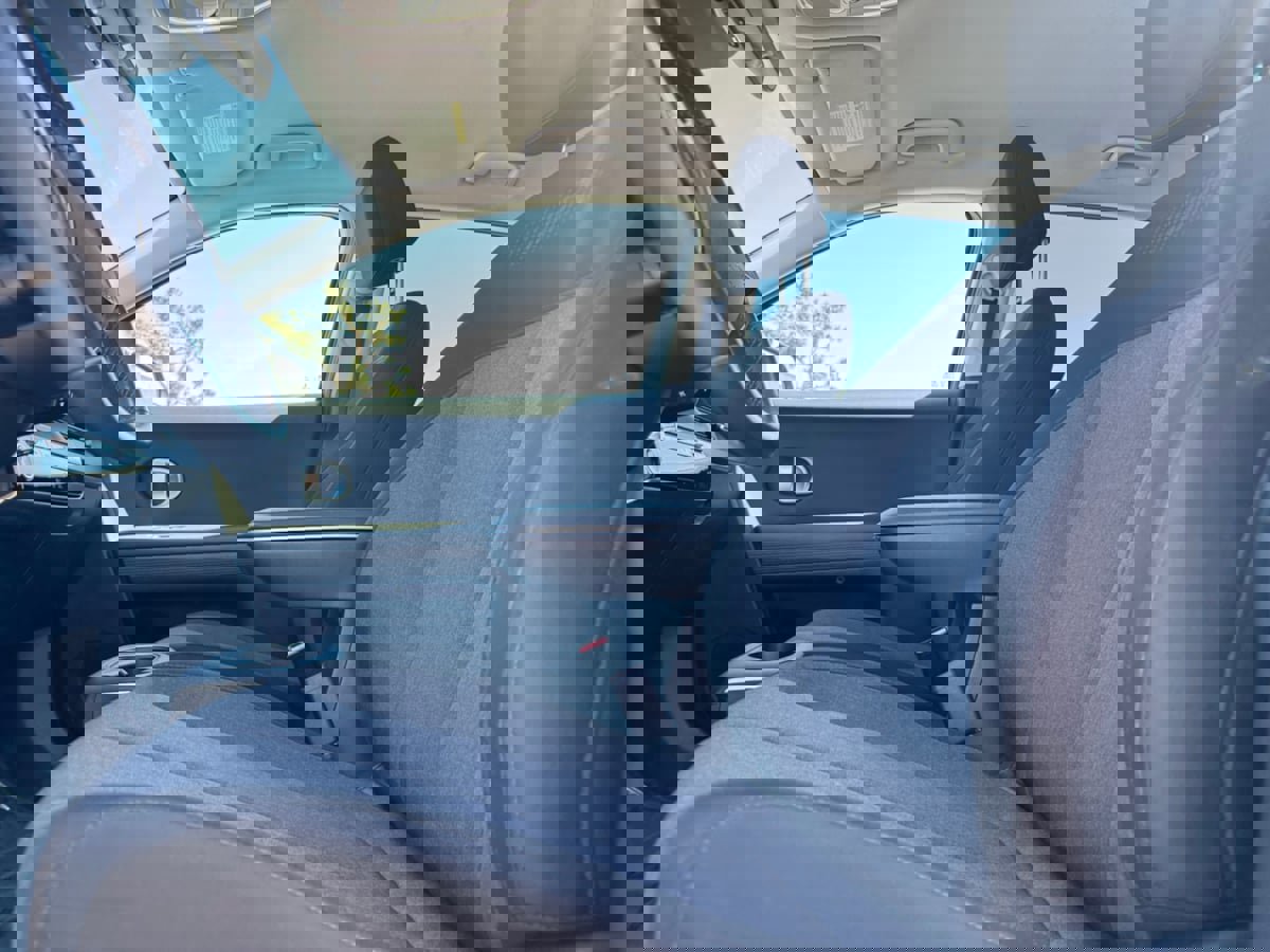 Used 2024 Hyundai Ioniq 5 SEL image 16