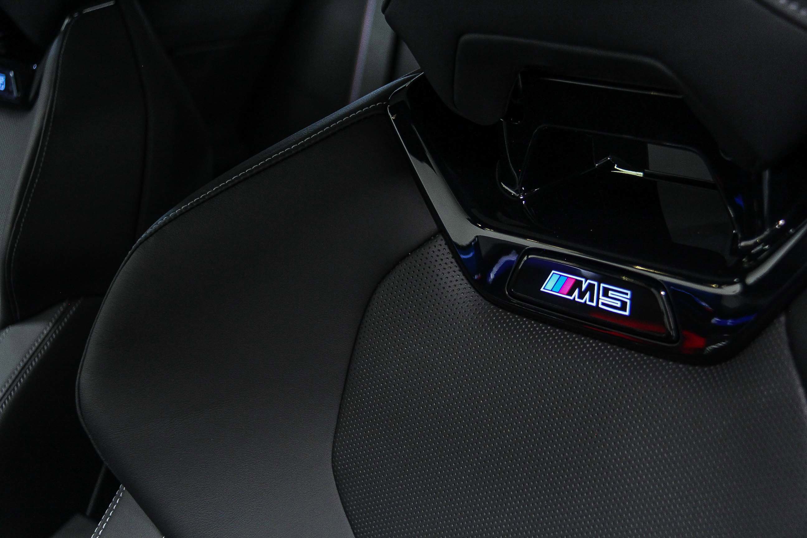 Used 2026 BMW M5 image 26