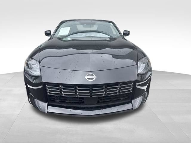 Used 2024 Nissan Z Performance w/ Floor Mat Package RWD image 2