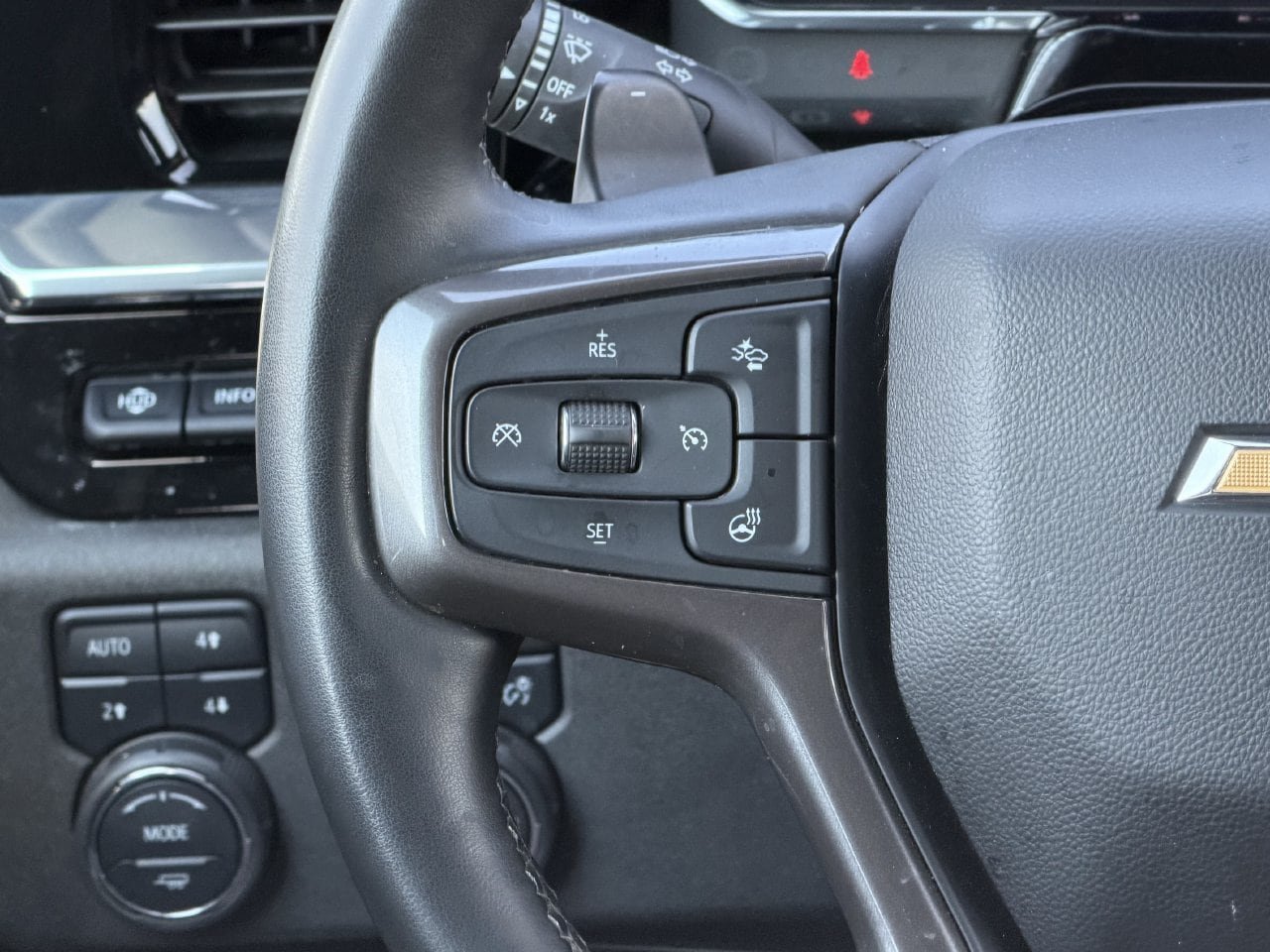 Certified 2023 Chevrolet Silverado 1500 High Country w/ Technology Package AWD/4WD image 13