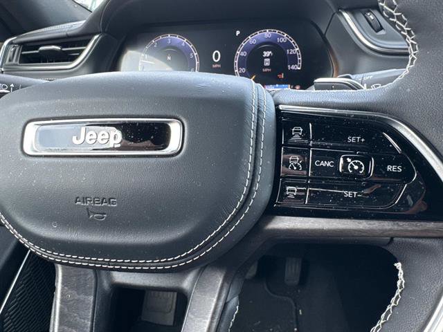 Certified 2025 Jeep Grand Cherokee Overland w/ Luxury Tech Group IV image 22