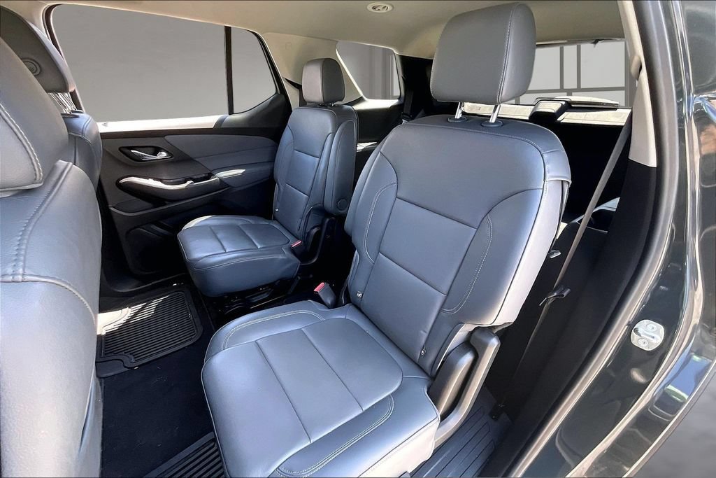 Used 2020 Chevrolet Traverse LT w/ Driver Confidence II Package FWD image 21