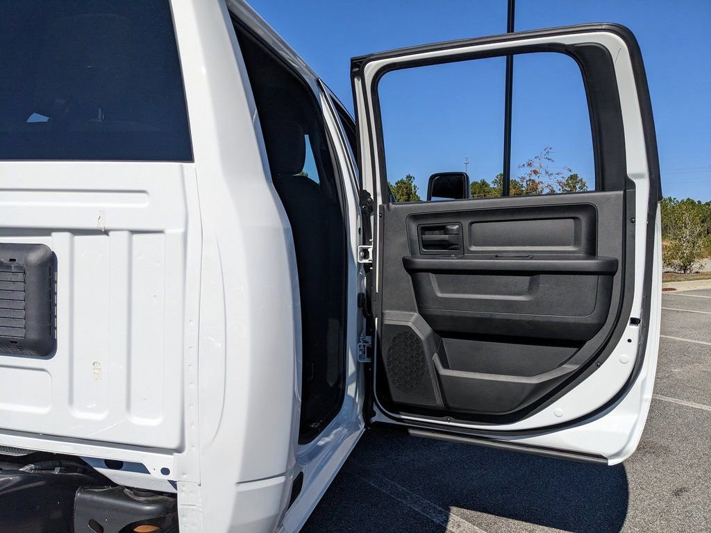 New 2026 RAM 3500 Tradesman w/ Chrome Appearance Group A RWD image 45