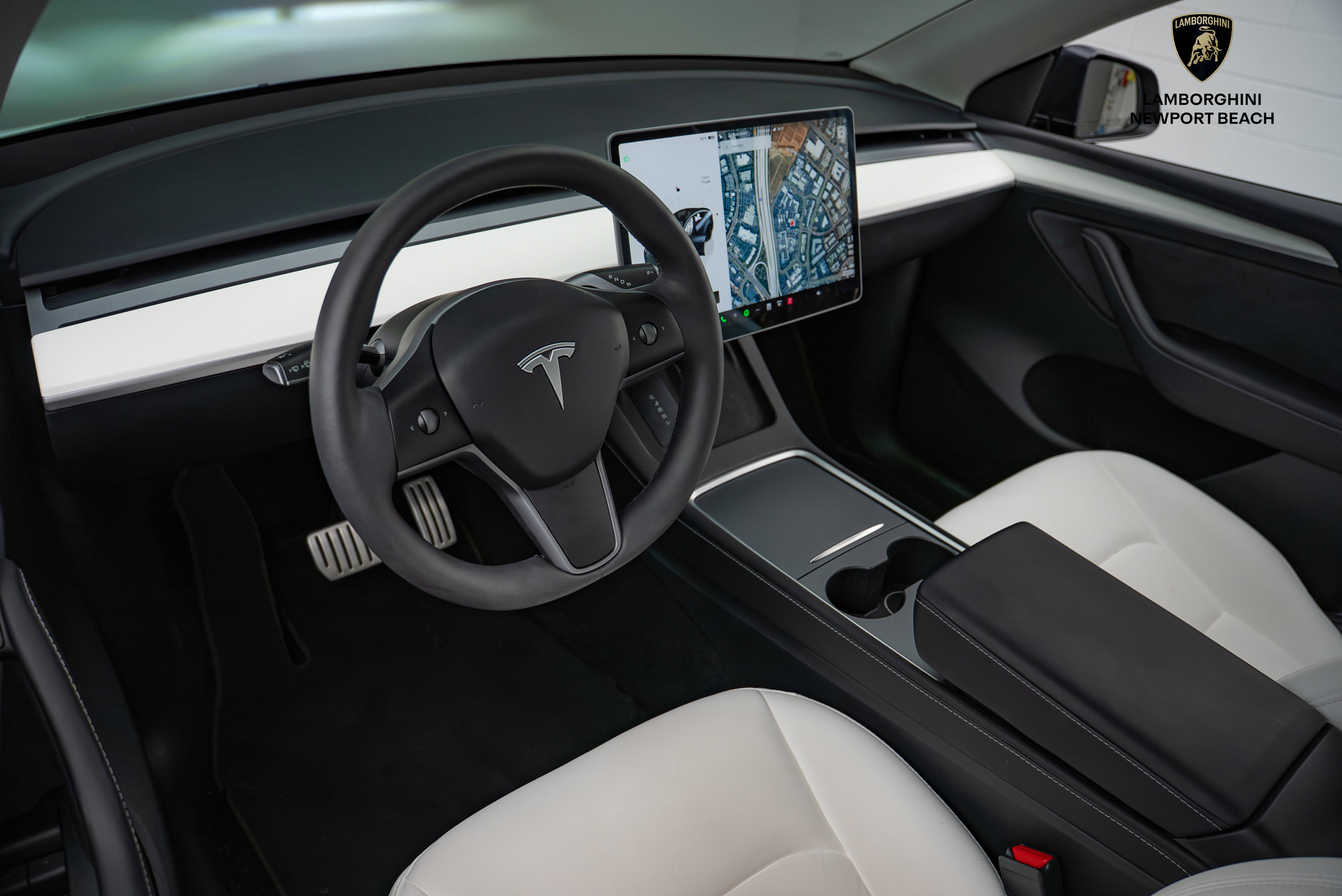Used 2024 Tesla Model Y Performance image 15