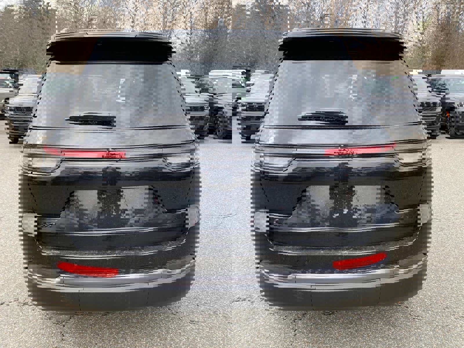 New 2026 Jeep Grand Cherokee Altitude image 4