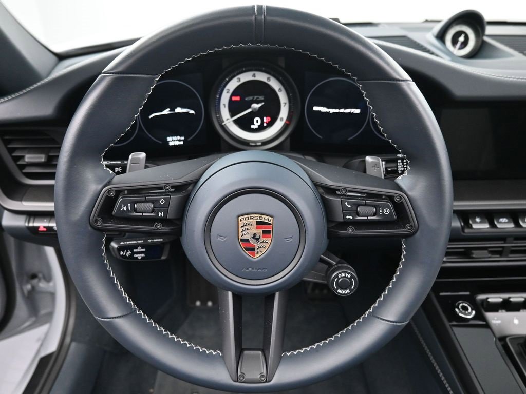 Used 2024 Porsche 911 Targa 4 GTS image 9