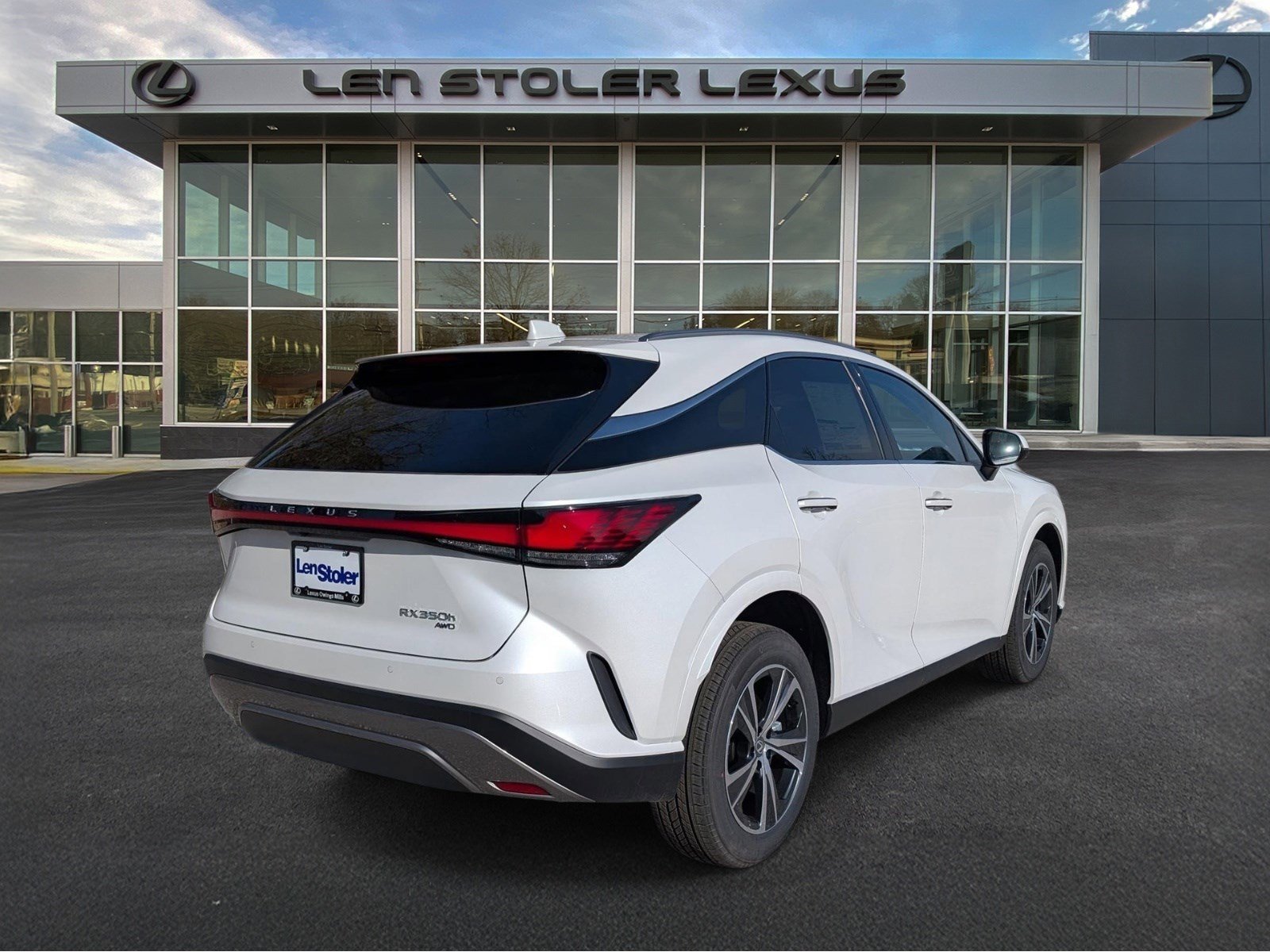 New 2026 Lexus RX 350h image 2