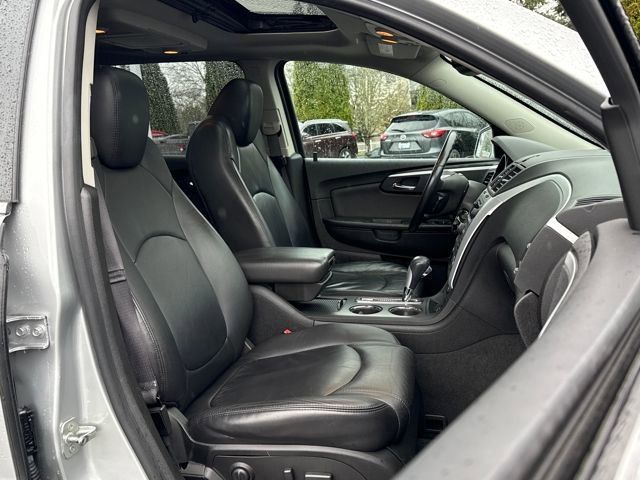 Used 2012 Chevrolet Traverse LT image 27