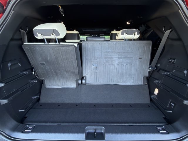 Used 2023 Toyota Sequoia Capstone AWD/4WD image 32