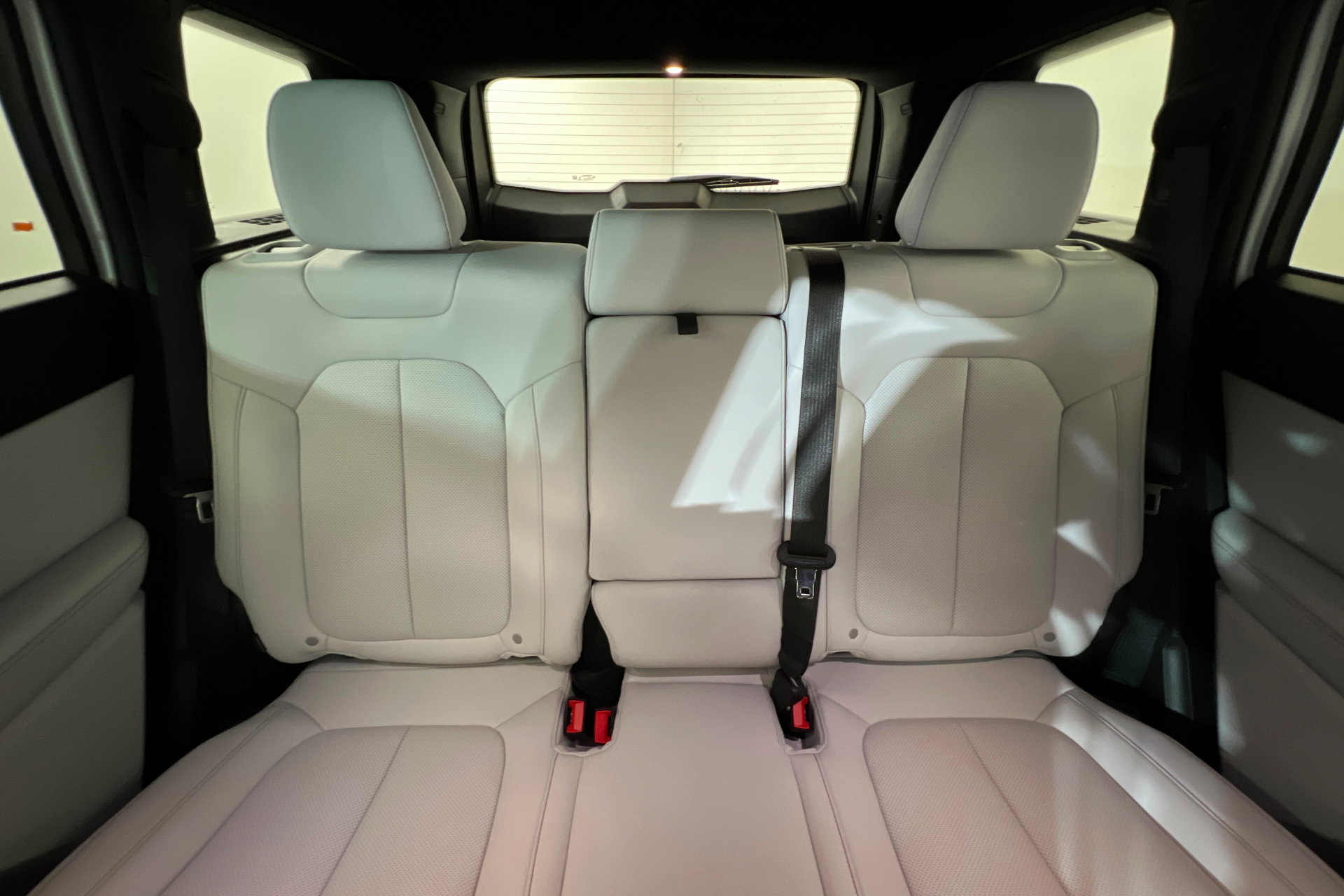 New 2026 Jeep Cherokee Limited AWD/4WD image 25
