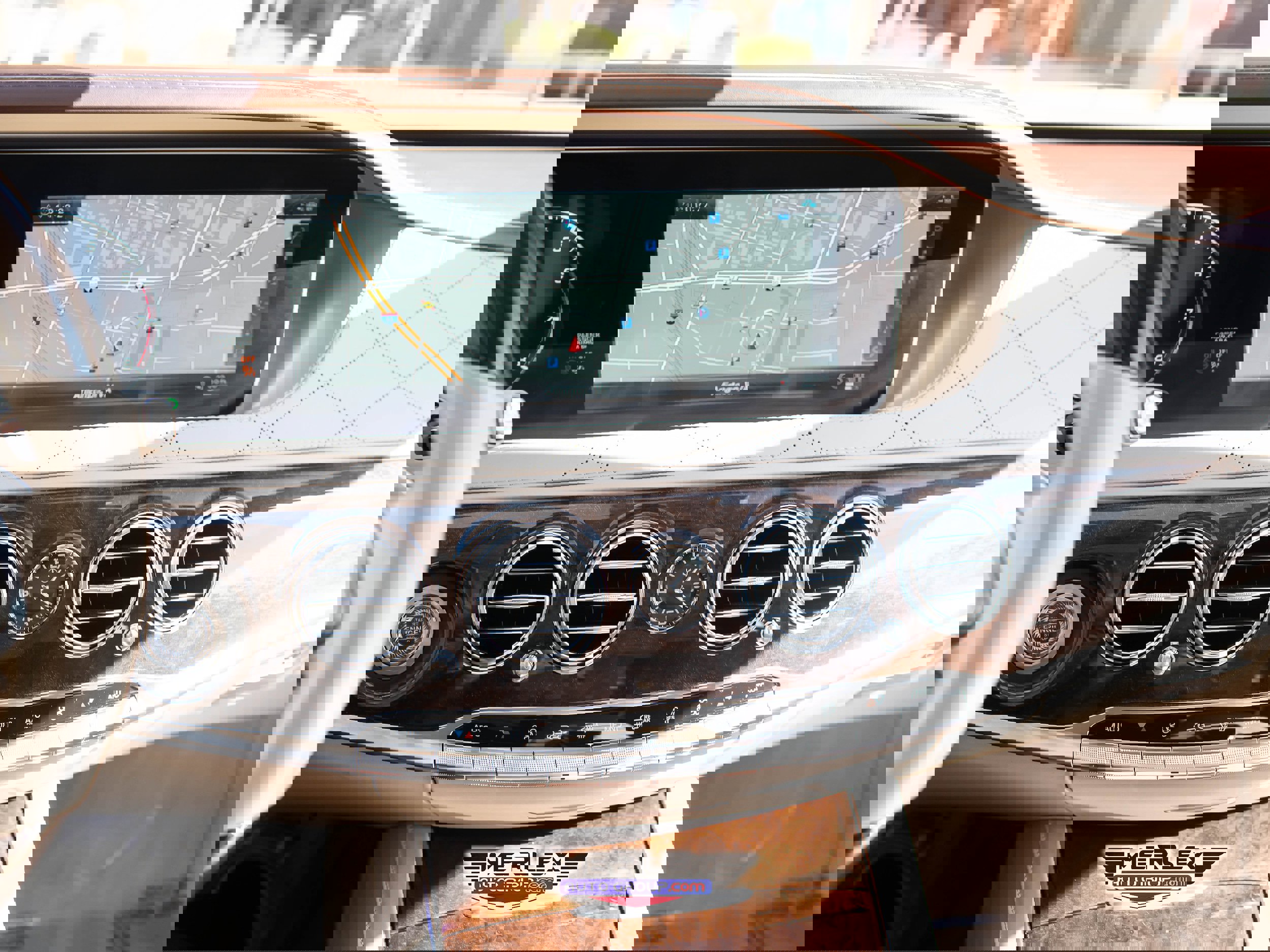 Used 2018 Mercedes-Benz S 560 4MATIC Sedan w/ Premium Package image 30