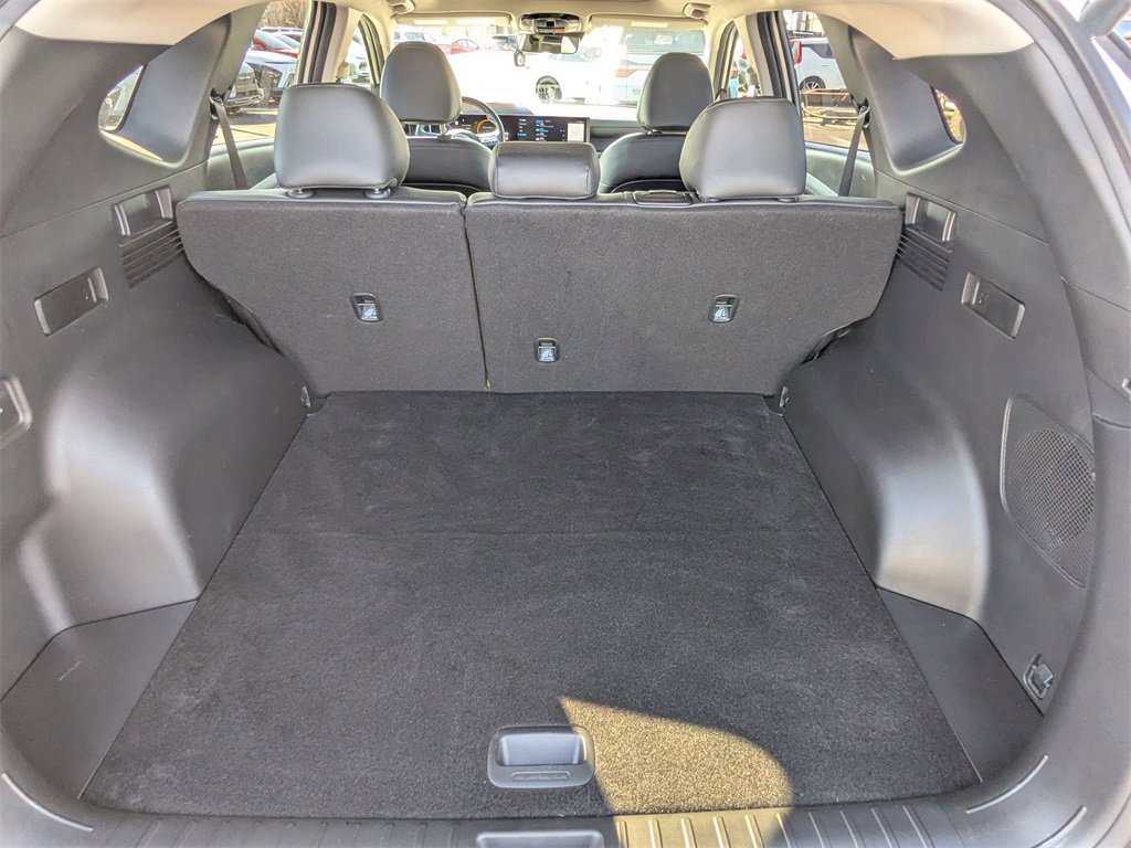 Certified 2025 Hyundai Tucson Limited image 6