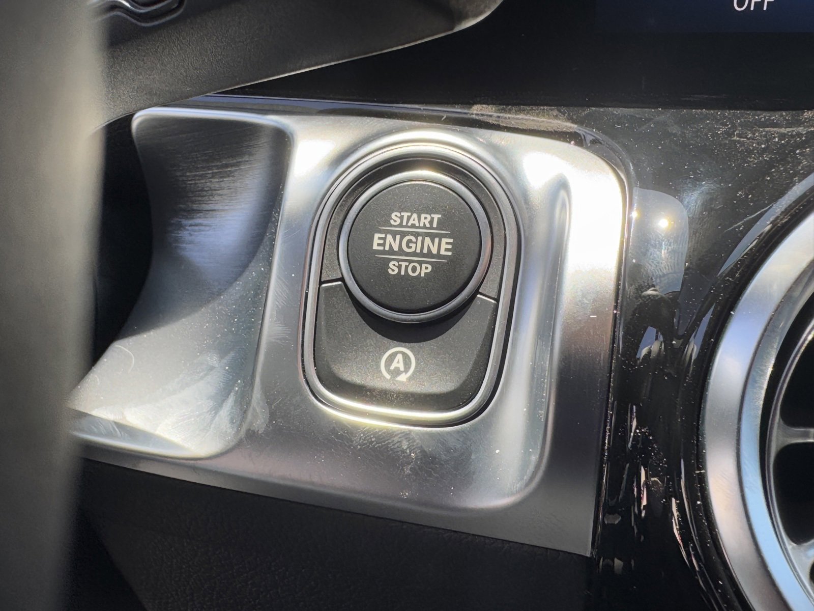 New 2026 Mercedes-Benz GLB 250 image 23