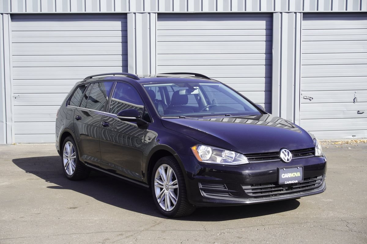 Used 2016 Volkswagen Golf Limited Edition FWD image 8