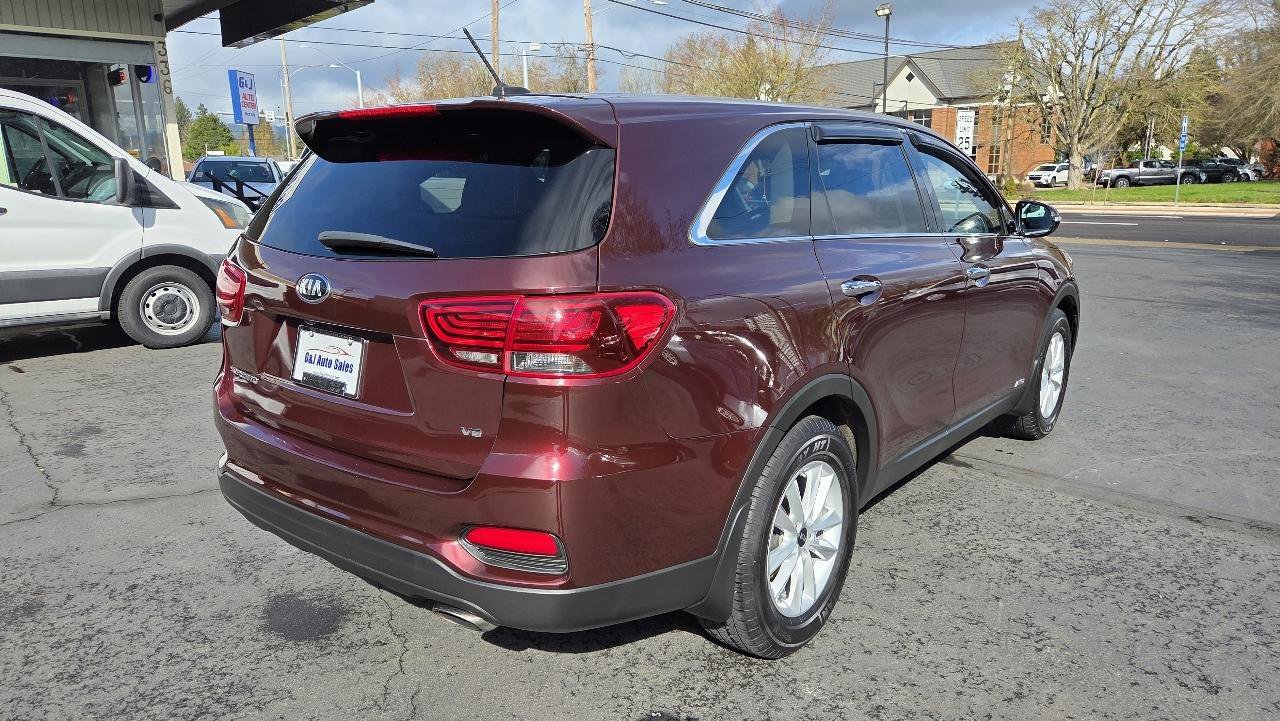 Used 2019 Kia Sorento AWD V6 image 8