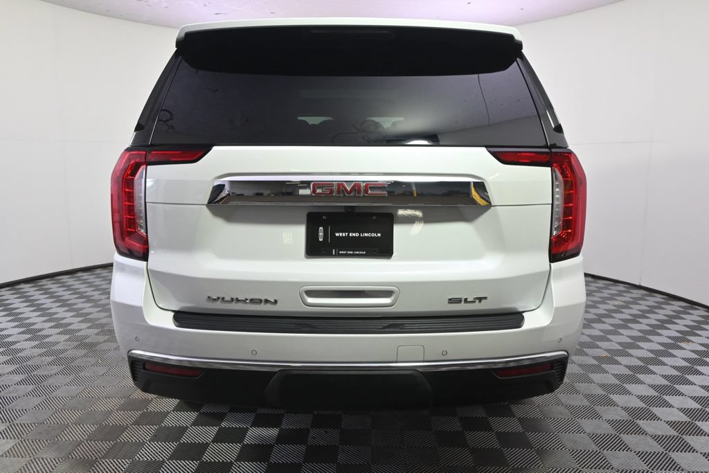 Used 2024 GMC Yukon SLT w/ SLT Premium Package AWD/4WD image 5