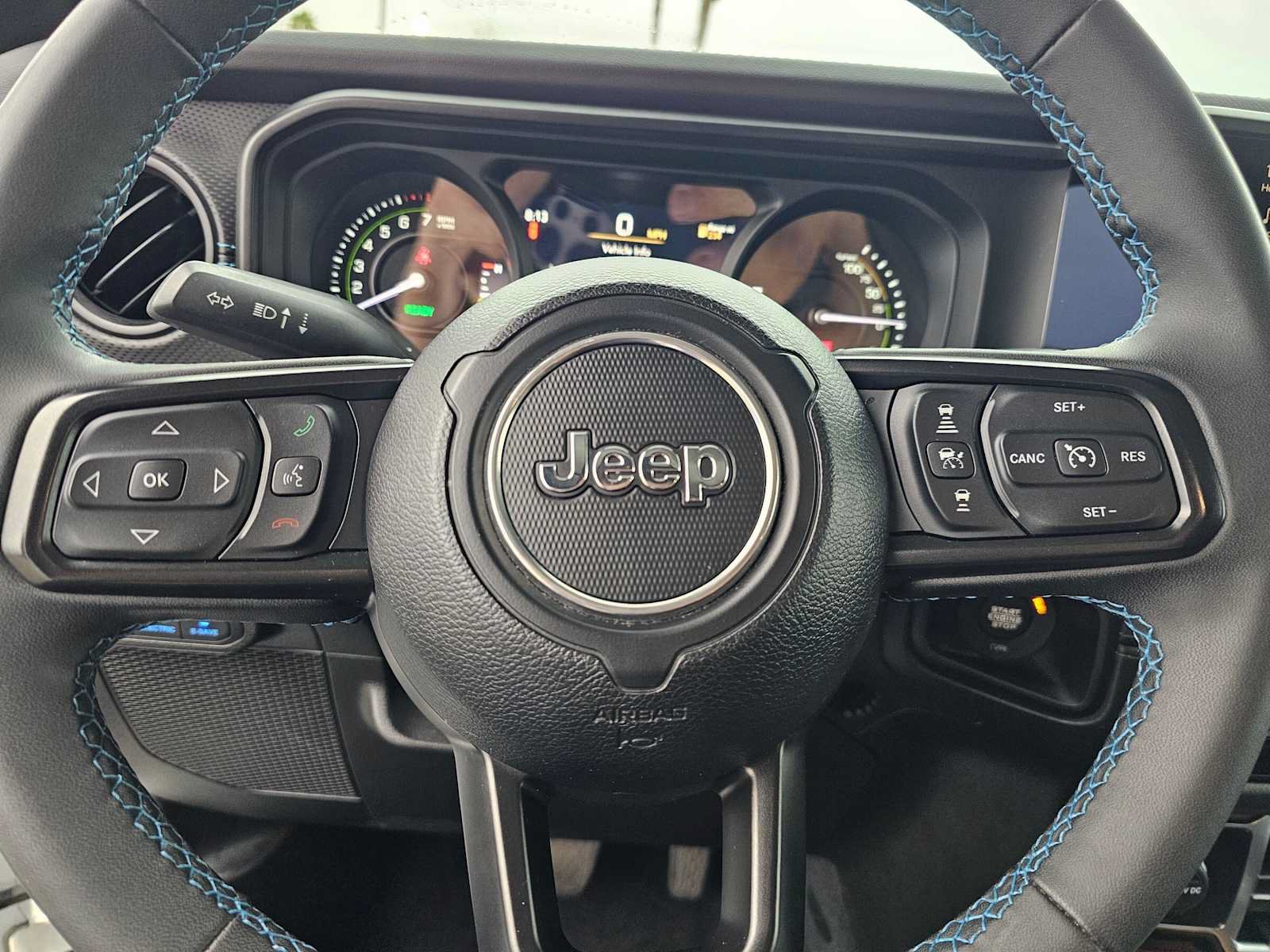 Used 2024 Jeep Wrangler Unlimited Rubicon 4xe AWD/4WD image 22