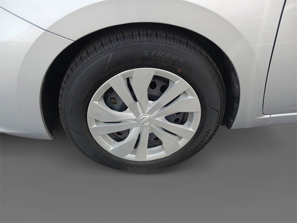 Used 2024 Nissan Versa S image 15