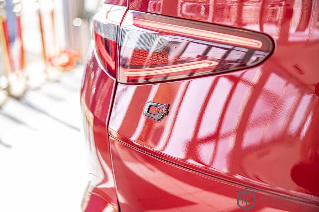 Used 2021 Alfa Romeo Stelvio Quadrifoglio image 13